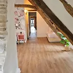 بيت للعطل Le Clos Des Instants