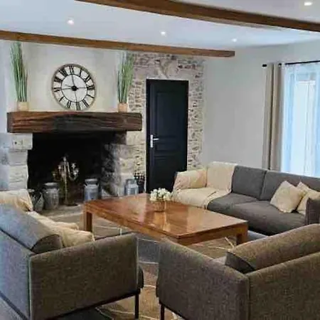 بيت للعطل Le Clos Des Instants Saint-Remy-Blanzy